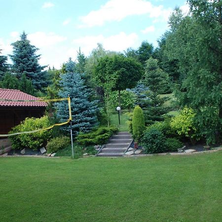 Dom Z Ogrodem Villa Limanowa Exterior photo